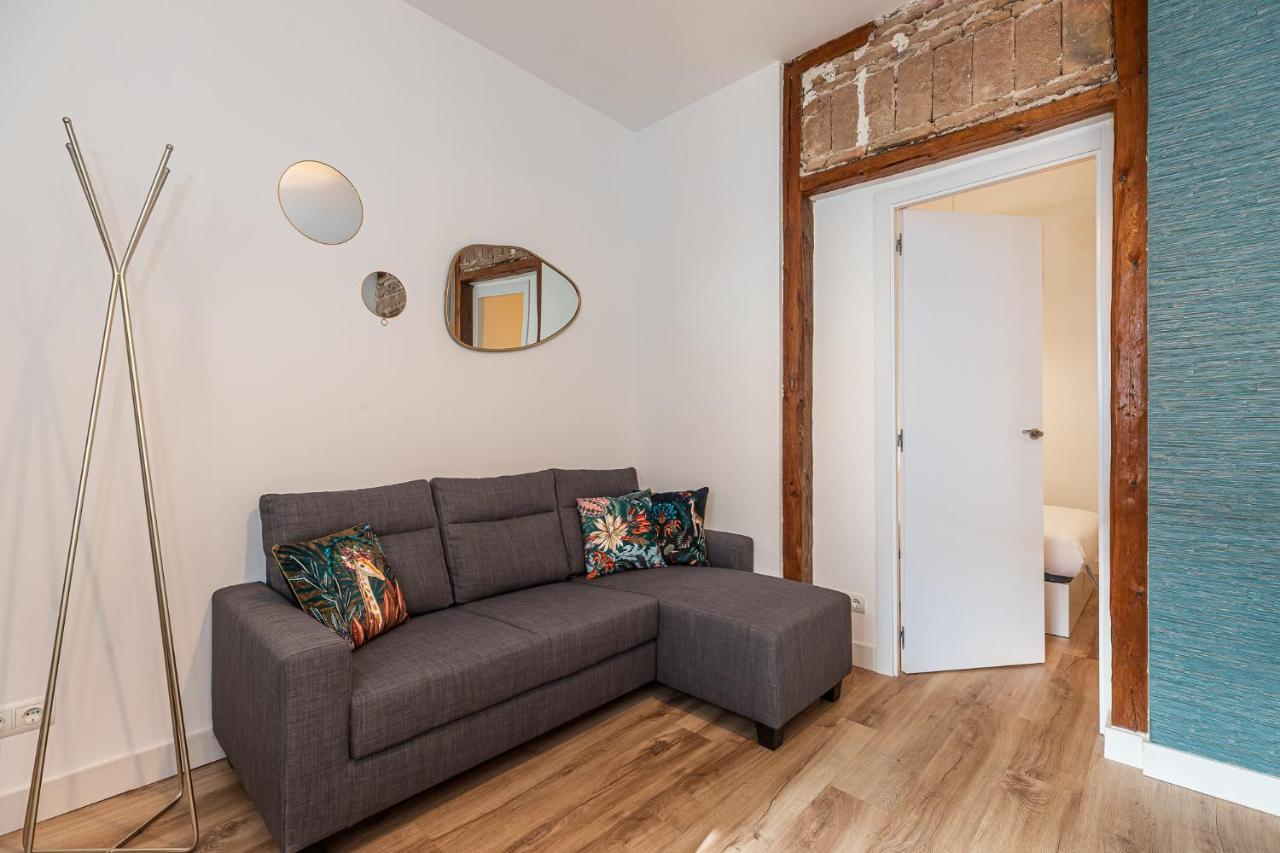 Bnbholder Friendly La Latina Apartment Madrid Exterior photo